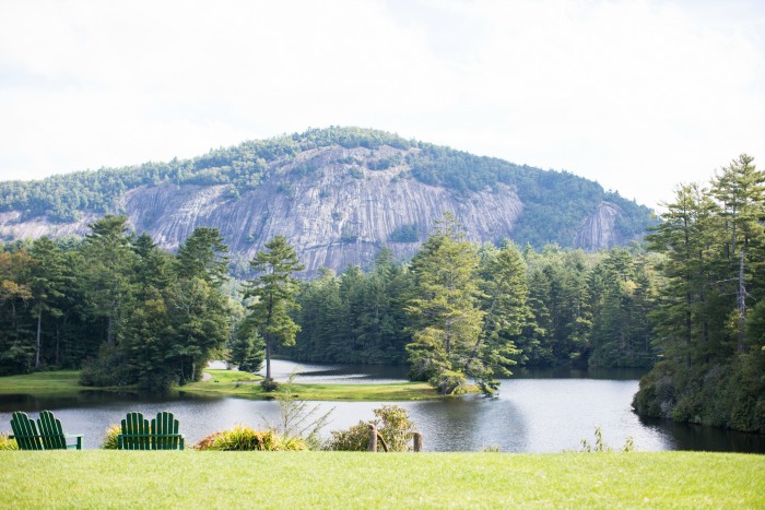 high-hampton-inn-rock-mountain-and-chimney-top