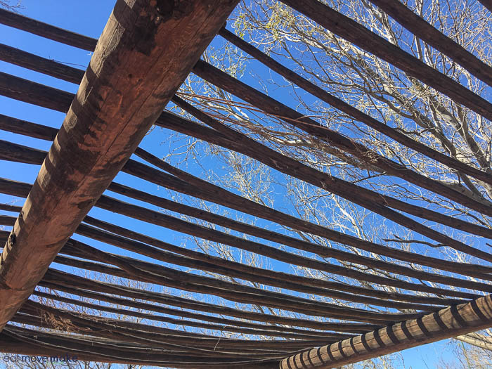 structure used as means of shade and air conditioning