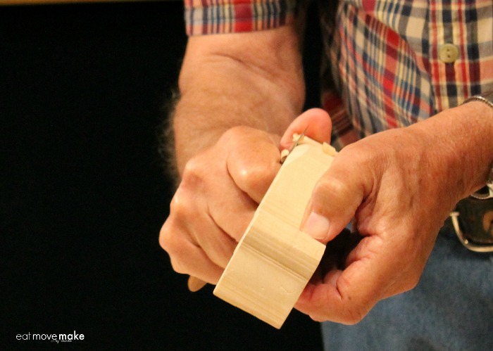 duck carving demonstration