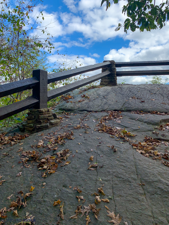 Baughman Rock Overlook