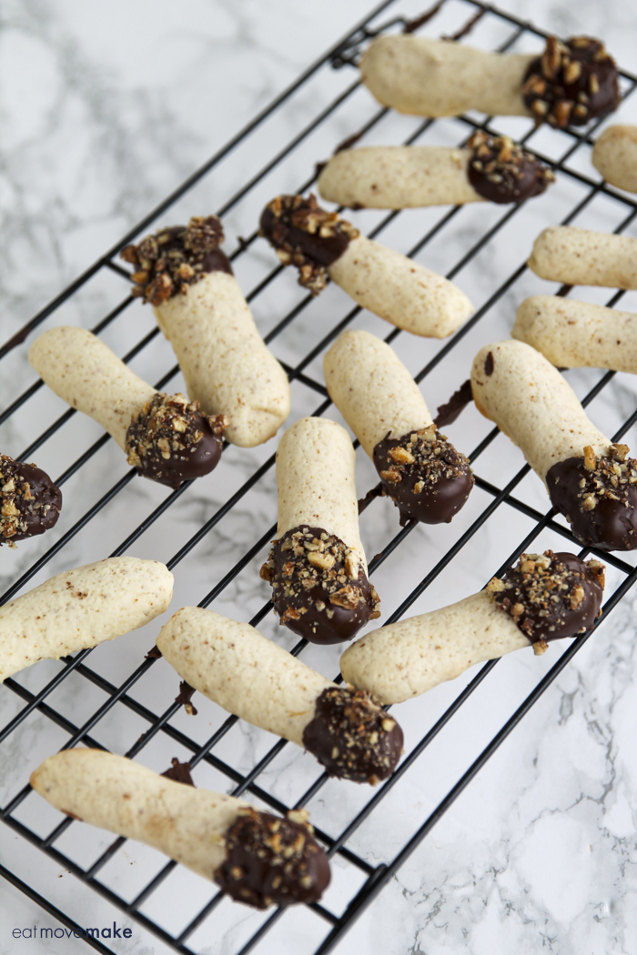 Christmas Pecan Logs Recipe 